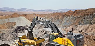 MERMERİN LİDERİ YENİ MODELLERİ İLE SAHNE ALIYOR