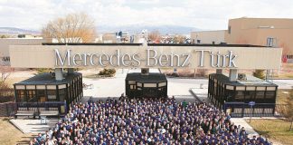 Mercedes-Benz Türk Aksaray Kamyon Fabrikası 30. yaşını kutluyor