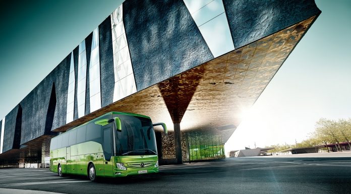 Mercedes-Benz Türk, yenilediği Tourismo ile Türkiye’yi geziyor