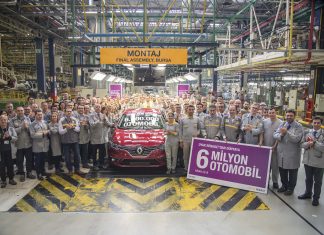 Oyak Renault 6 milyonuncu otomobilini banttan indirdi