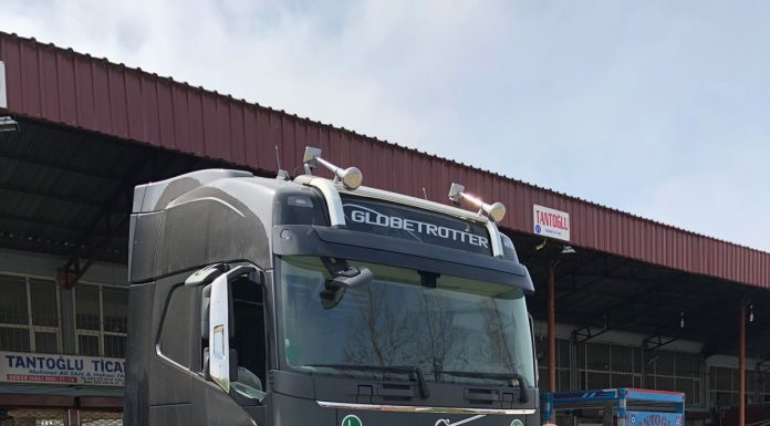 Tantaoğlu Ticaret’e ilk Volvo Trucks teslimatı