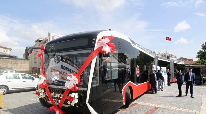 Kayseri Büyükşehir Belediyesi’nin düzenlediği elektrikli otobüs ihalesini Bozankaya kazandı