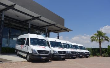 Mercedes-Benz Türk, Anex Tour’un filosuna 50 adet Sprinter teslim etti.