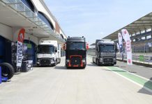Renault Trucks kamyon ve çekiciler, performanslarıyla İstanbul Park Formula pistine meydan okudu