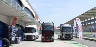 Renault Trucks kamyon ve çekiciler, performanslarıyla İstanbul Park Formula pistine meydan okudu