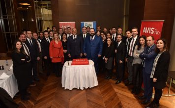 AVİS FİLO 30 BİNİNCİ ARACINI YAŞAR TOPLULUĞU’NA TESLİM ETTİ