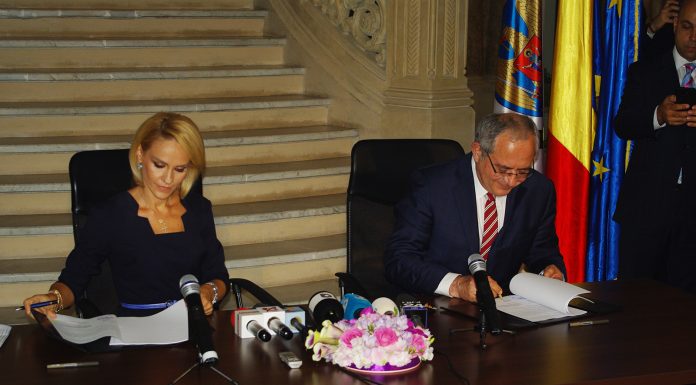 Bükreşlileri taşıyacak 400 Otokar otobüsü için imzalar atıldı