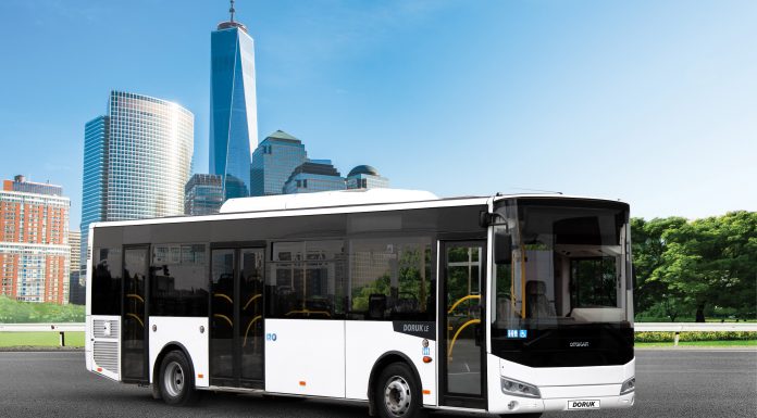 Varşova toplu ulaşımının yeni otobüsleri Otokar’dan