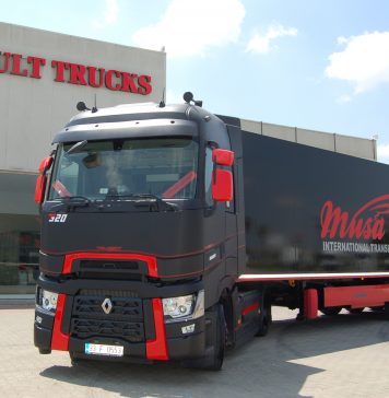 RENAULT TRUCKS’IN ÖZEL TASARIMI T PASSION YÜKSEK KABİN ÇEKİCİ, MUSA ÖZKAN LOJİSTİK FİLOSUNDA