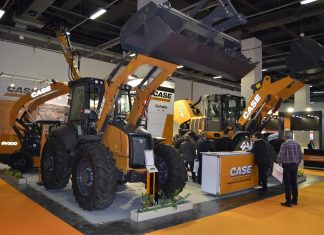 CASE, ‘ROAD2TUNNEL FUARI’NDA YÜKSEK PERFORMANS VE KONFORU BİR ARADA SUNAN İŞ MAKİNELERİNİ SERGİLEDİ