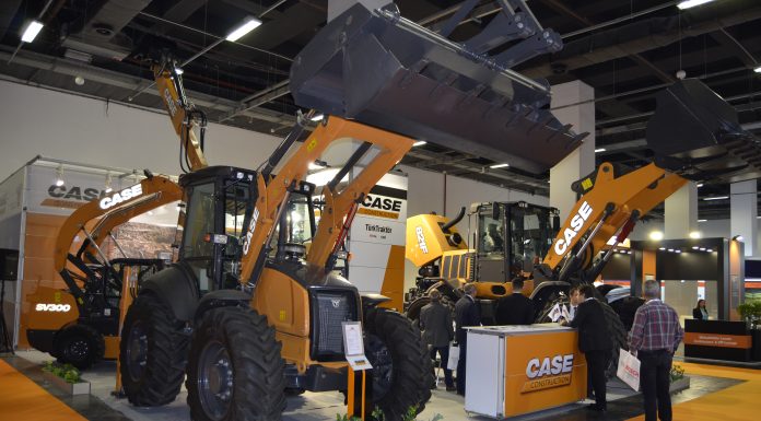 CASE, ‘ROAD2TUNNEL FUARI’NDA YÜKSEK PERFORMANS VE KONFORU BİR ARADA SUNAN İŞ MAKİNELERİNİ SERGİLEDİ