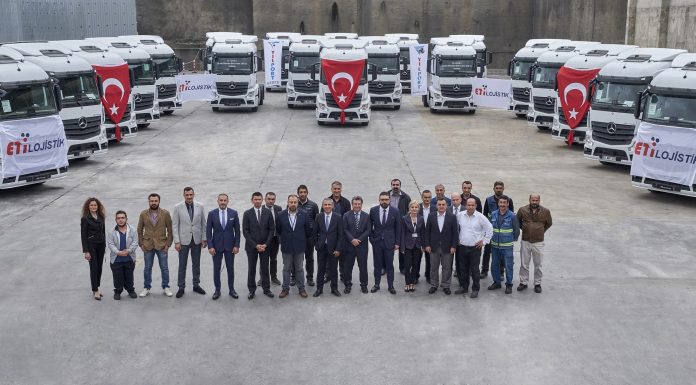 Mercedes-Benz Türk’ten Eti Lojistik’e 20 Adet Actros 1842 LS