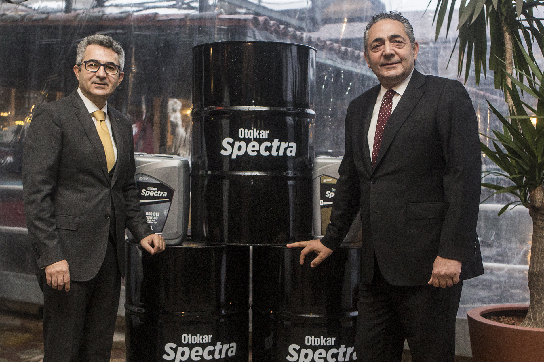 Otokar araçları için Opet Fuchs tarafından üretilen yeni Otokar Spectra orjinal yağları