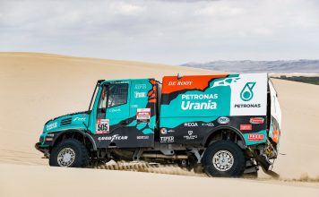 PETRONAS De Rooy IVECO Takımı için Dakar Rallisin 1. Etabında çifte podyum