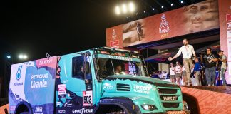 PETRONAS De Rooy IVECO Takımı, Dakar 2019 Rallisinde dört kamyonu ile ilk 10’da, podyumda yerini aldı