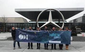 Mercedes-Benz Türk HACK.ISTANBUL kazananları Stuttgart’ı ziyaret etti
