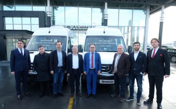 Mercedes-Benz Türk, yılın ilk filo teslimatını Ofses Turizm’e 20 adet Sprinter ile gerçekleştirdi