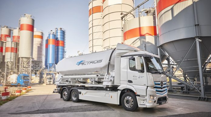 Elektrikli Mercedes-Benz eActros İnovasyon Filosu, Almanya ve İsviçre’de müşterilere teslim edildi