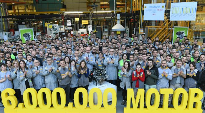 Oyak Renault’nun 6 milyonuncu motor gururu