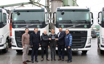 Şenpiliç, özel olarak hafifletilmiş Volvo Trucks çekicilerini törenle teslim aldı