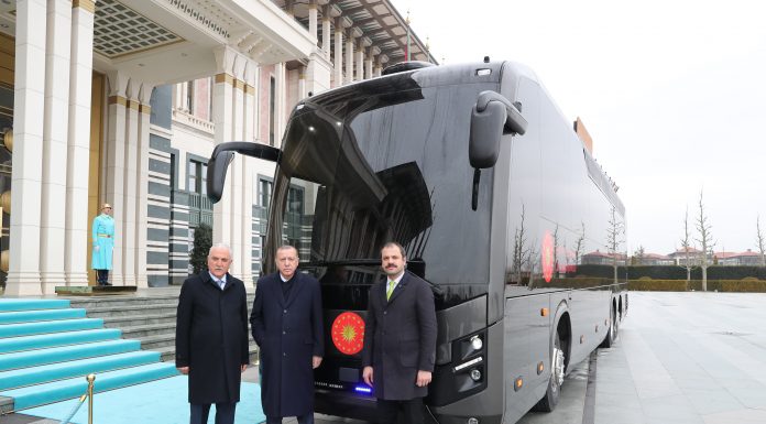 Türkiye’nin yerli gücü BMC, Cumhurbaşkanlığına özel zırhlı otobüs üretti