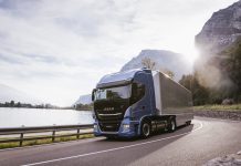 IVECO, Küçük-Ölçek LNG Zirvesinde “Taşımacılıkta LNG’nin En Proaktif Kullanımı” Ödülünü aldı