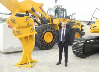 Komatsu, 25.İzmir Mermer Fuarı’nda üstün performanslı yükleyici ve ekskavatörleriyle göz doldurdu