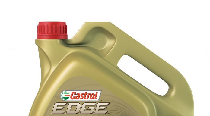 Sıvı titanyum teknolojisine sahip Castrol EDGE, motorun gerçek performansını ortaya çıkarıyor