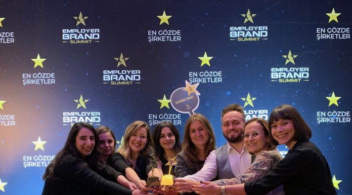 Mercedes-Benz Türk’e 2 yeni birincilik ödülü