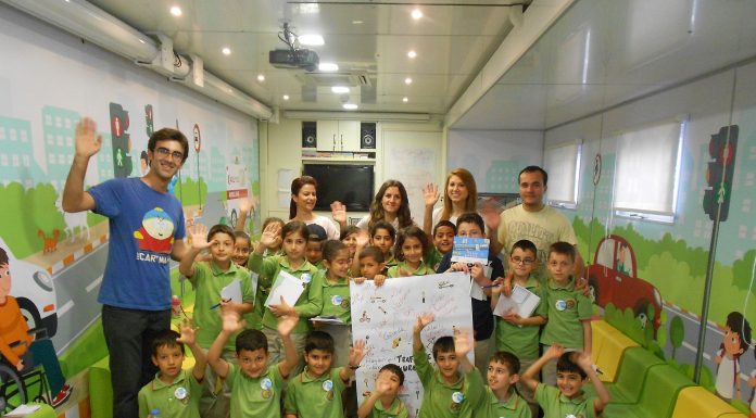 Mercedes-Benz Türk Trafik Haftası’nı kutluyor