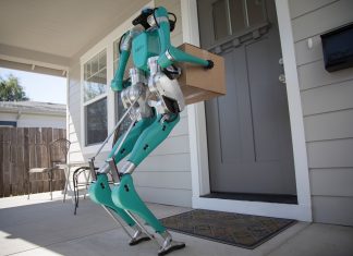 Ford’un çığır açan otonom teslimat robotu Digit, insan gibi görünüp insan gibi yürüyor