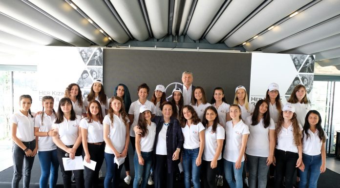 Mercedes-Benz Türk geleceğin yıldız gençlerini destekliyor