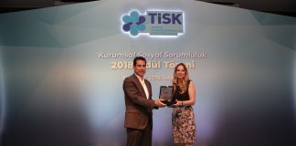 Mercedes-Benz Türk’ün Her Kızımız Bir Yıldız Projesi’ne TİSK’ten ödül