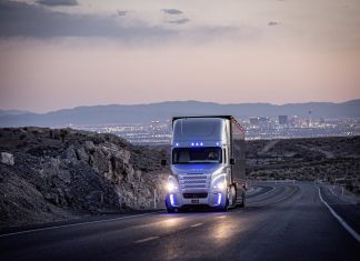 Daimler Kamyon Grubu, ileri otonom sürüşe 500 milyon avroluk yatırım ile liderlik ediyor
