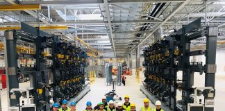 Çek Cumhuriyeti’ndeki otobüs fabrikasının kurulumunda 1 milyon avroluk Mercedes-Benz Türk imzası