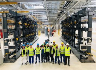 Çek Cumhuriyeti’ndeki otobüs fabrikasının kurulumunda 1 milyon avroluk Mercedes-Benz Türk imzası