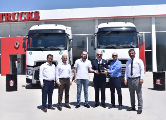 RENAULT TRUCKS, MERSİN’DE HIZ KESMİYOR
