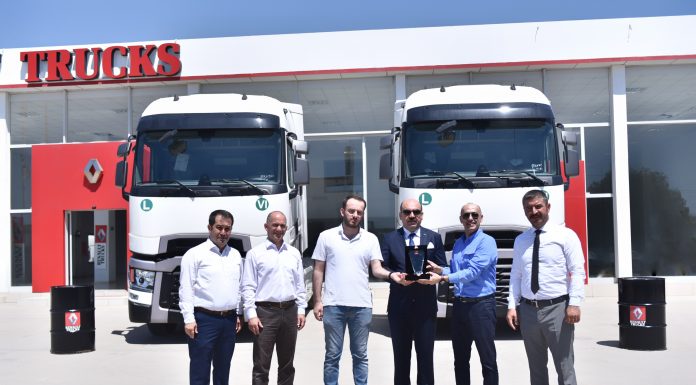 RENAULT TRUCKS, MERSİN’DE HIZ KESMİYOR