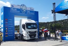 IVECO, Mavi Koridor Rallisi’nin başlangıcına 2 Stralis NP LNG’li çekici ile katıldı