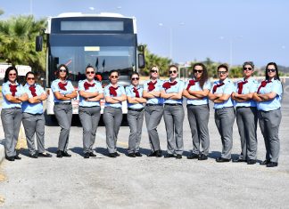 İzmir’de kadın şoförler yollarda