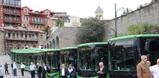 Anadolu Isuzu kendi segmentinde Türk otomotiv tarihinin en büyük midibüs ihracatını gerçekleştirdi