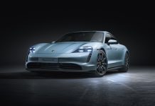 Porsche’nin tamamen elektrikli spor otomobil ailesinin en yeni üyesi: Taycan 4S