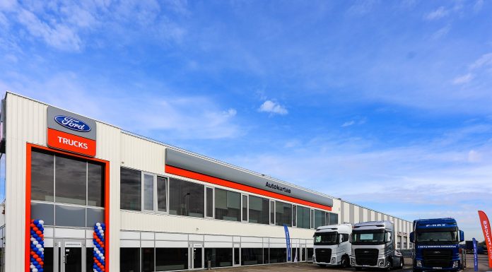 Ford Trucks’ın uluslararası büyüme yolculuğu Polonya ve Litvanya’daki bayi açılışlarıyla sürüyor