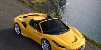 Ferrari F8 Spider’ı Tanıttı!