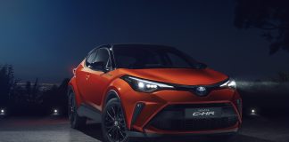 SAKARYALI TOYOTA C-HR YENİLENDİ