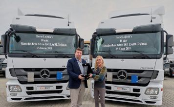 TruckStore güvencesiyle Horoz Lojistik’e 10 adet Actros 1841 LSnRL çekici teslim edildi
