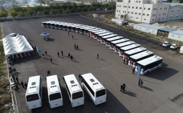 Isuzu Novociti Life Şanlıurfa yollarında