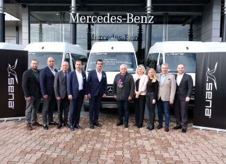 Mercedes-Benz Türk, Sena Turizm’e 50 adet araç teslim etti