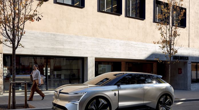 Renault’nun yeni konsept modeli MORPHOZ