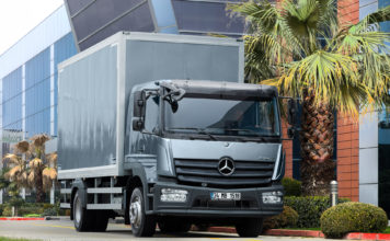 Mercedes-Benz Türk, hem yerli üretim hem de ithal kamyonlarında 500.000 TL’ye kadar kredi imkânı sunuyor